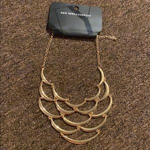 2/$10 New York and Company gold necklace